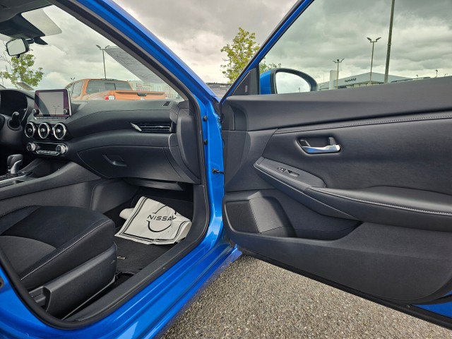 Used 2020 Nissan Sentra SV FWD image 12