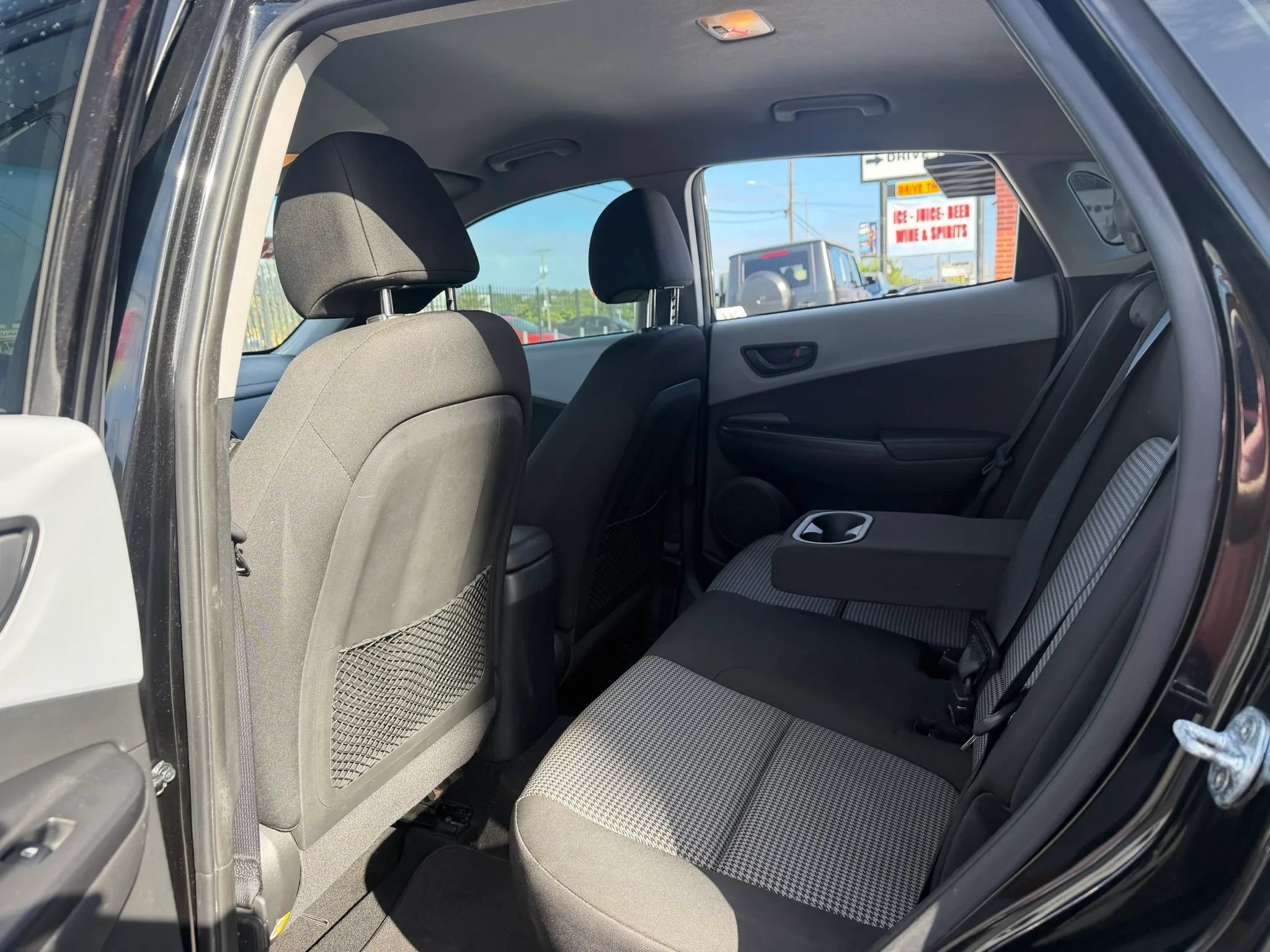 Used 2020 Hyundai Kona SE FWD image 14