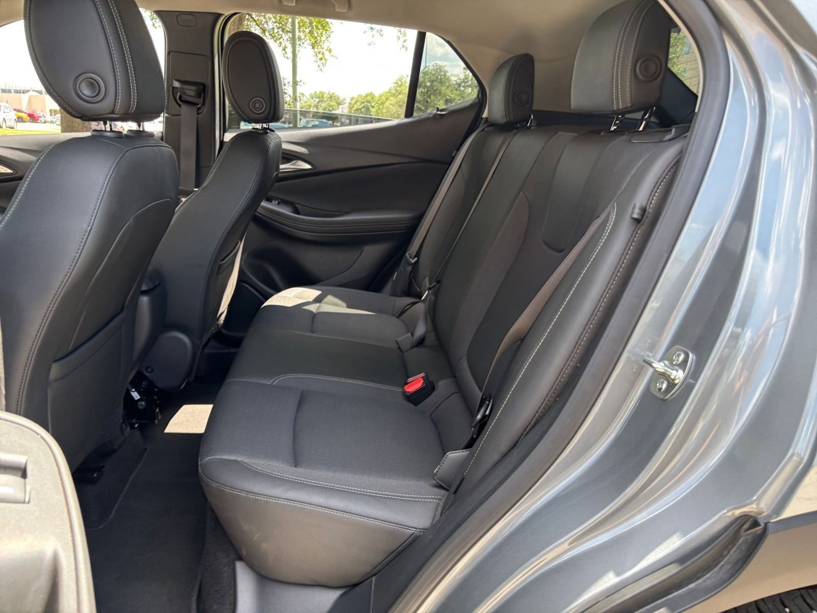 Used 2025 Buick Encore GX Preferred FWD image 21
