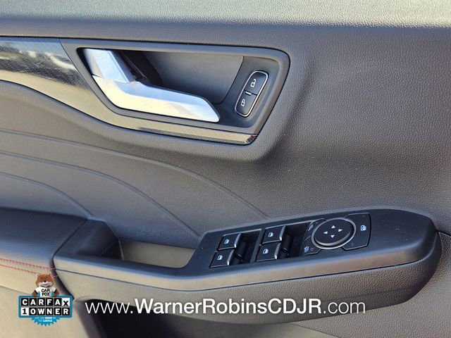 Used 2025 Ford Escape ST-Line image 29
