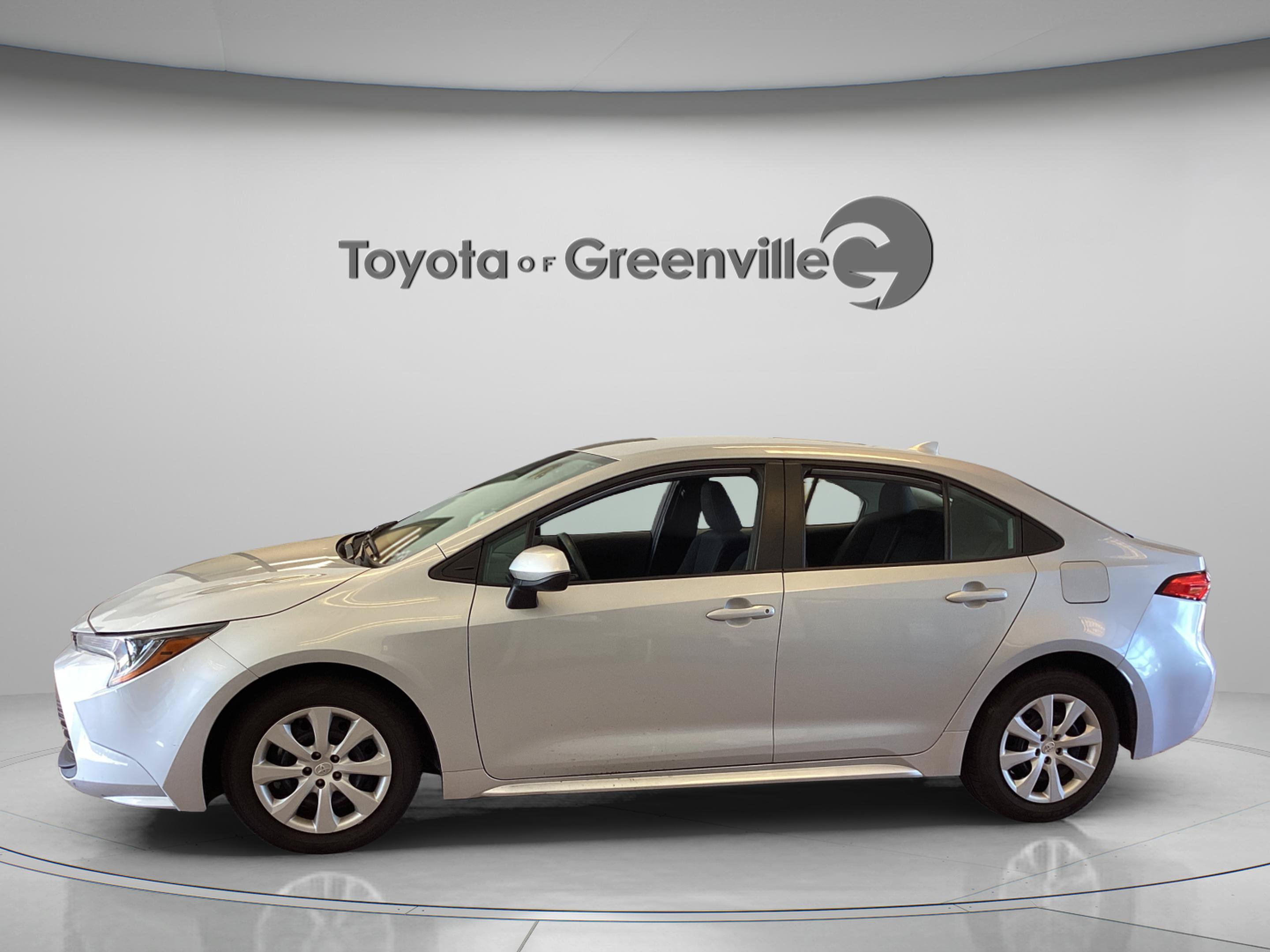 Certified 2024 Toyota Corolla LE FWD image 2