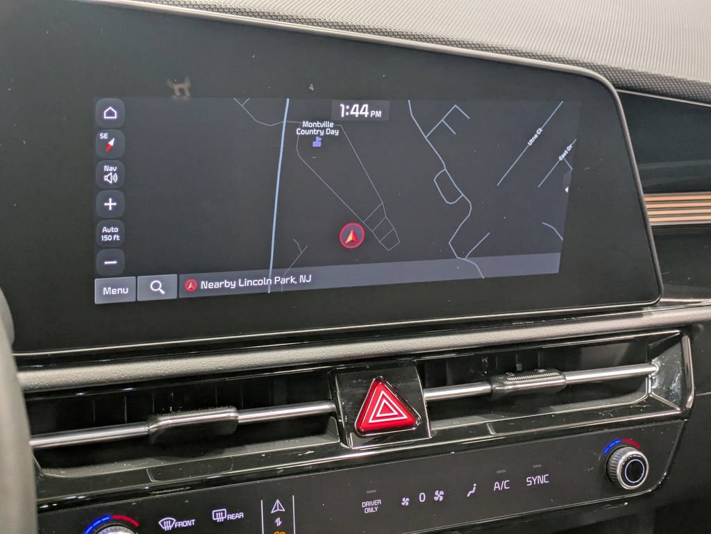 Certified 2023 Kia Niro SX Touring FWD image 13
