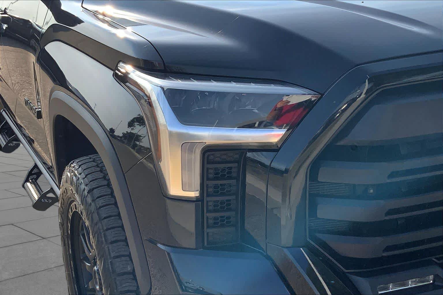 Used 2023 Toyota Tundra SR5 AWD/4WD image 27