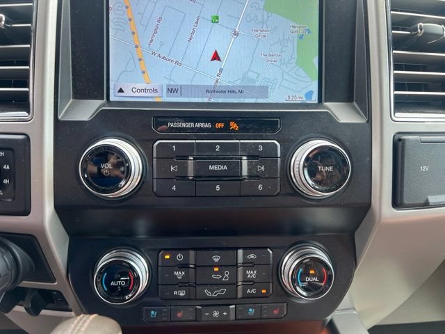 Used 2019 Ford F150 King Ranch w/ Equipment Group 601A Luxury AWD/4WD image 27