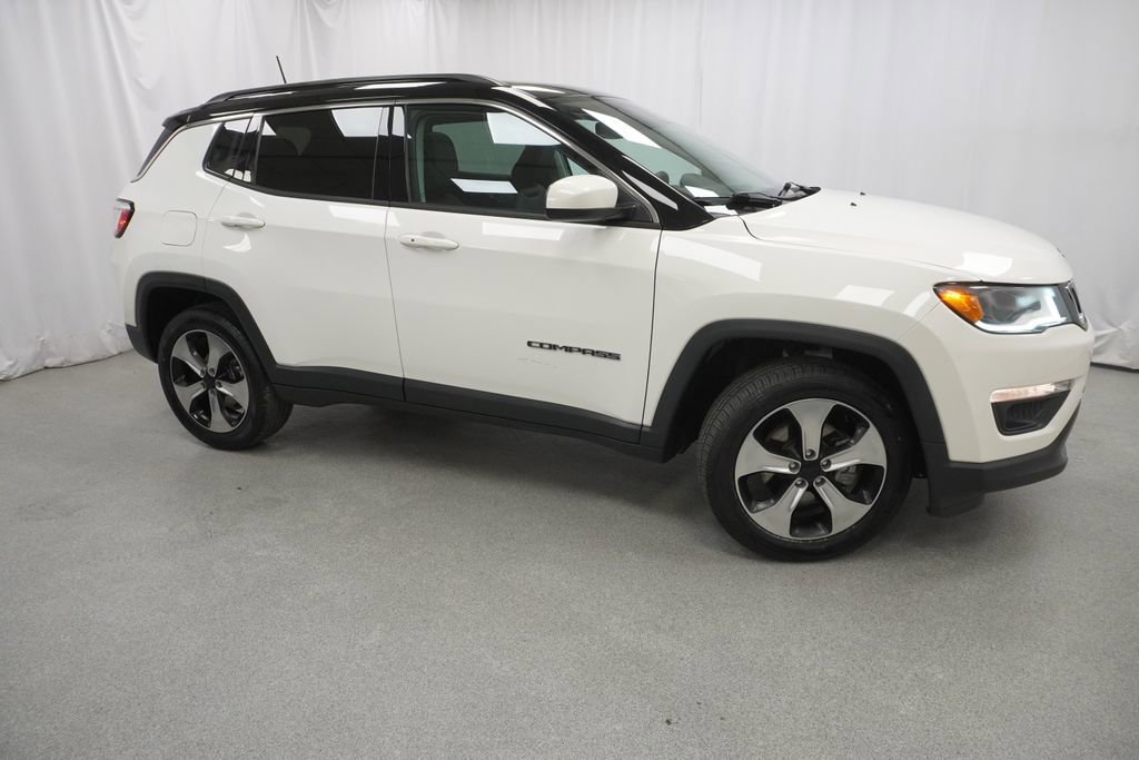 Certified 2020 Jeep Compass Latitude image 9