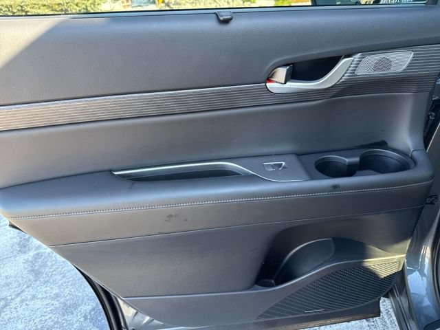 Used 2025 Hyundai Palisade Limited AWD/4WD image 18