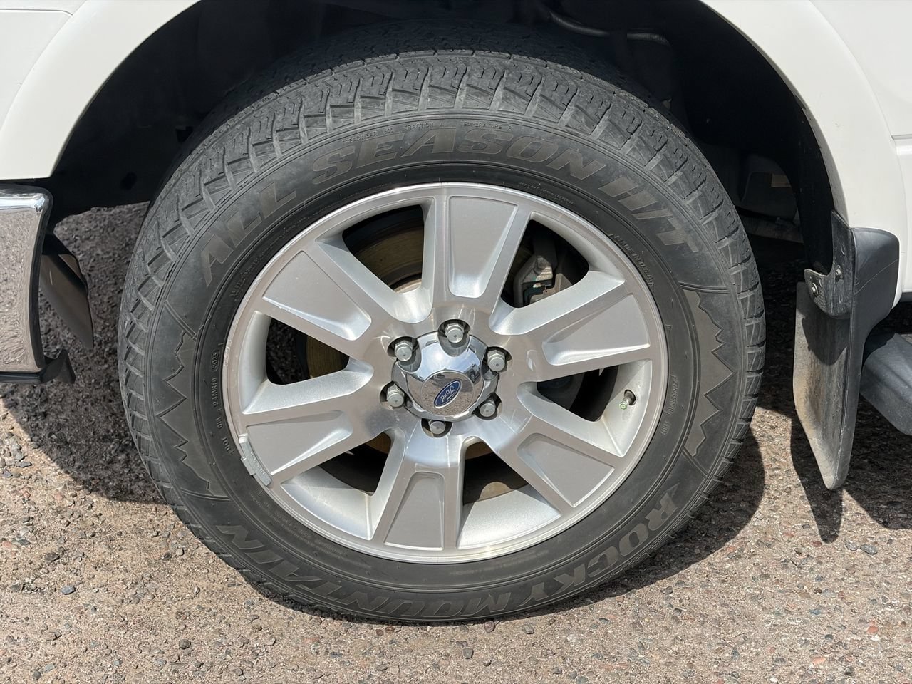 Used 2013 Ford F150 Lariat w/ Mid Equipment Group AWD/4WD image 5