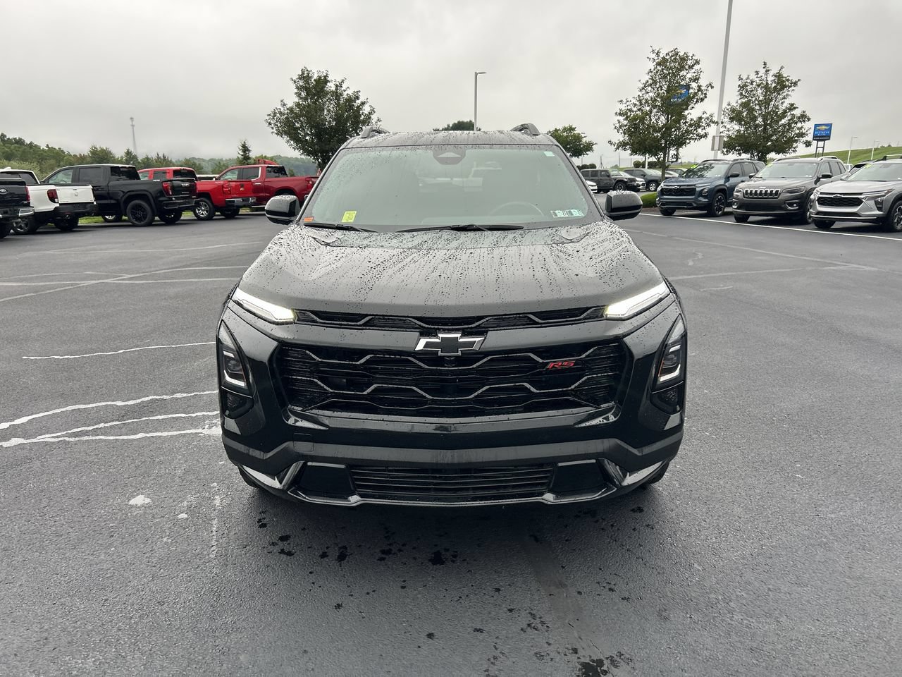 Used 2026 Chevrolet Equinox RS AWD/4WD image 2