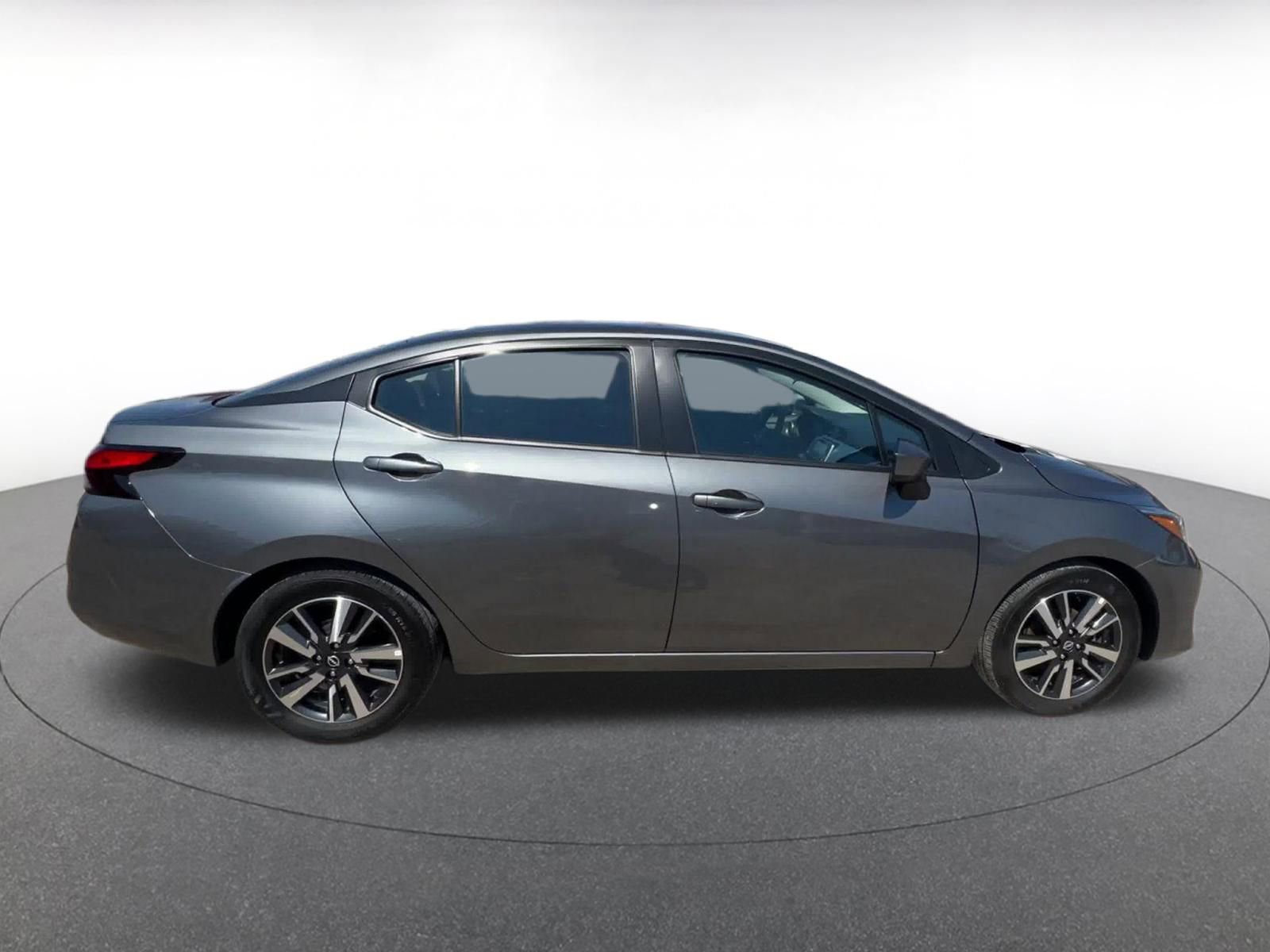 Used 2025 Nissan Versa SV FWD image 16