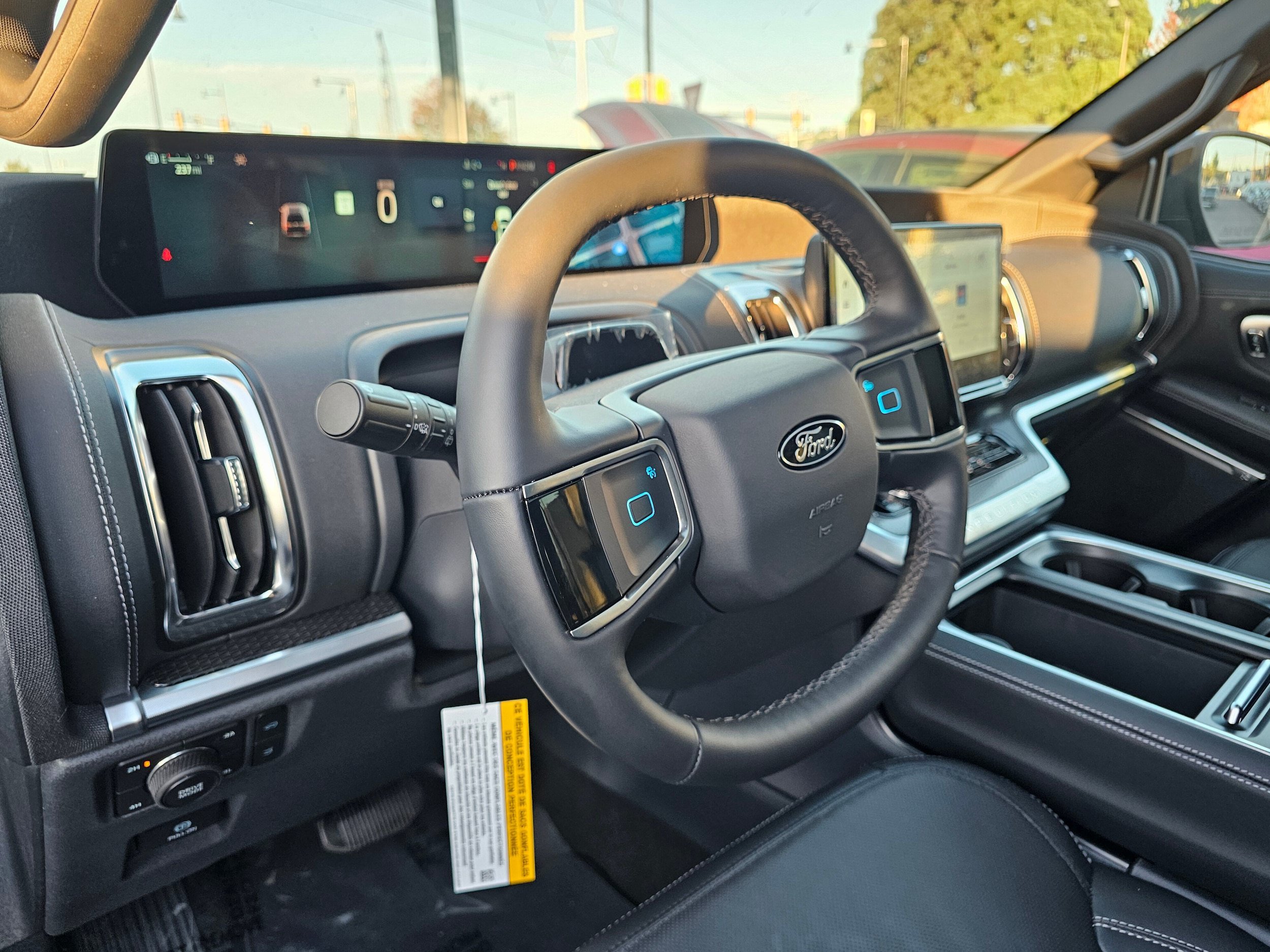 New 2026 Ford Expedition Max Platinum w/ Stealth Performance Package AWD/4WD image 18