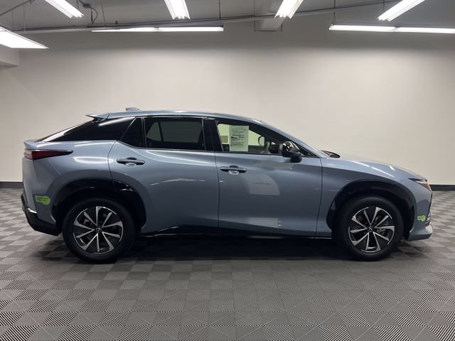Certified 2023 Lexus RZ 450e Premium w/ Technology Package AWD/4WD image 4