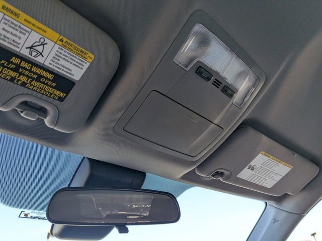 Used 2017 Toyota Highlander Plus image 19