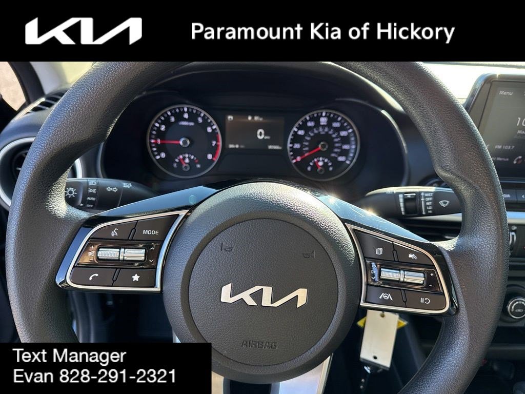 Used 2024 Kia Forte LXS w/ LXS Technology Package image 27