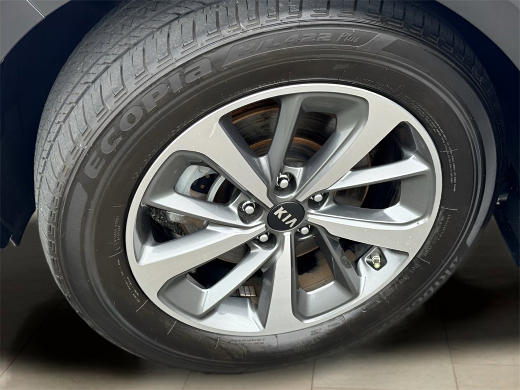 Used 2019 Kia Sorento EX image 21