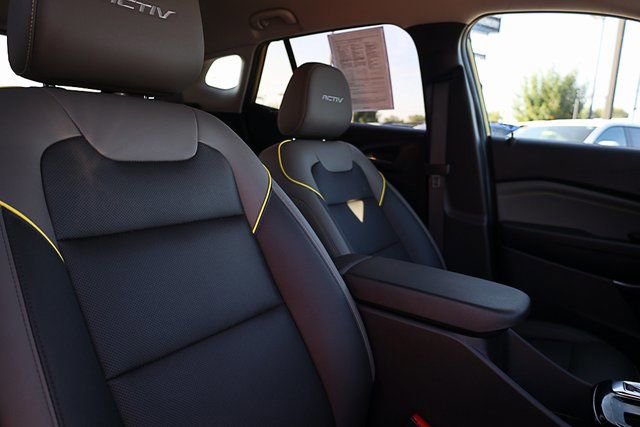 Used 2025 Chevrolet Trax ACTIV image 23