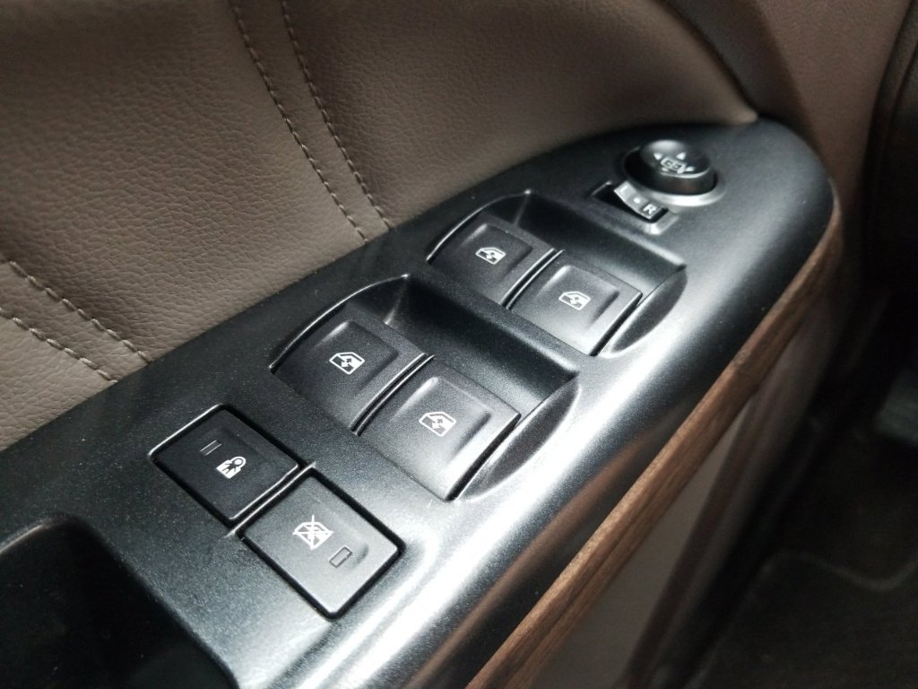 Used 2021 GMC Canyon Denali image 16