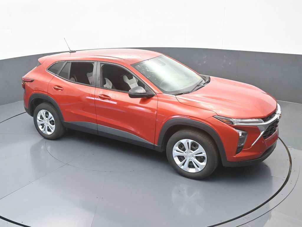 Used 2024 Chevrolet Trax LS image 48