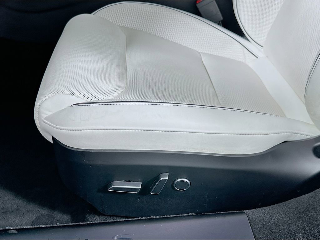 Used 2022 Tesla Model S Plaid AWD/4WD image 20