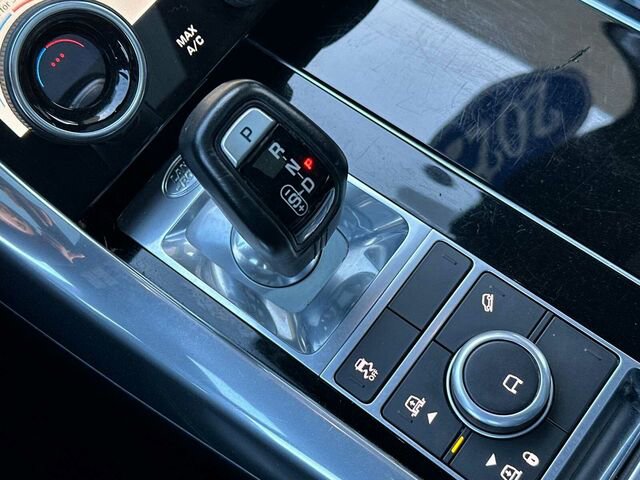 Used 2022 Land Rover Range Rover Sport HSE Silver Edition image 26