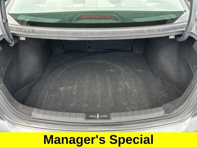 Used 2019 Hyundai Elantra SE image 32