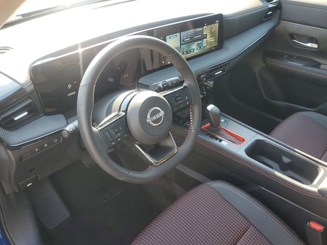 Certified 2025 Nissan Kicks SR w/ SR Premium Package image 17