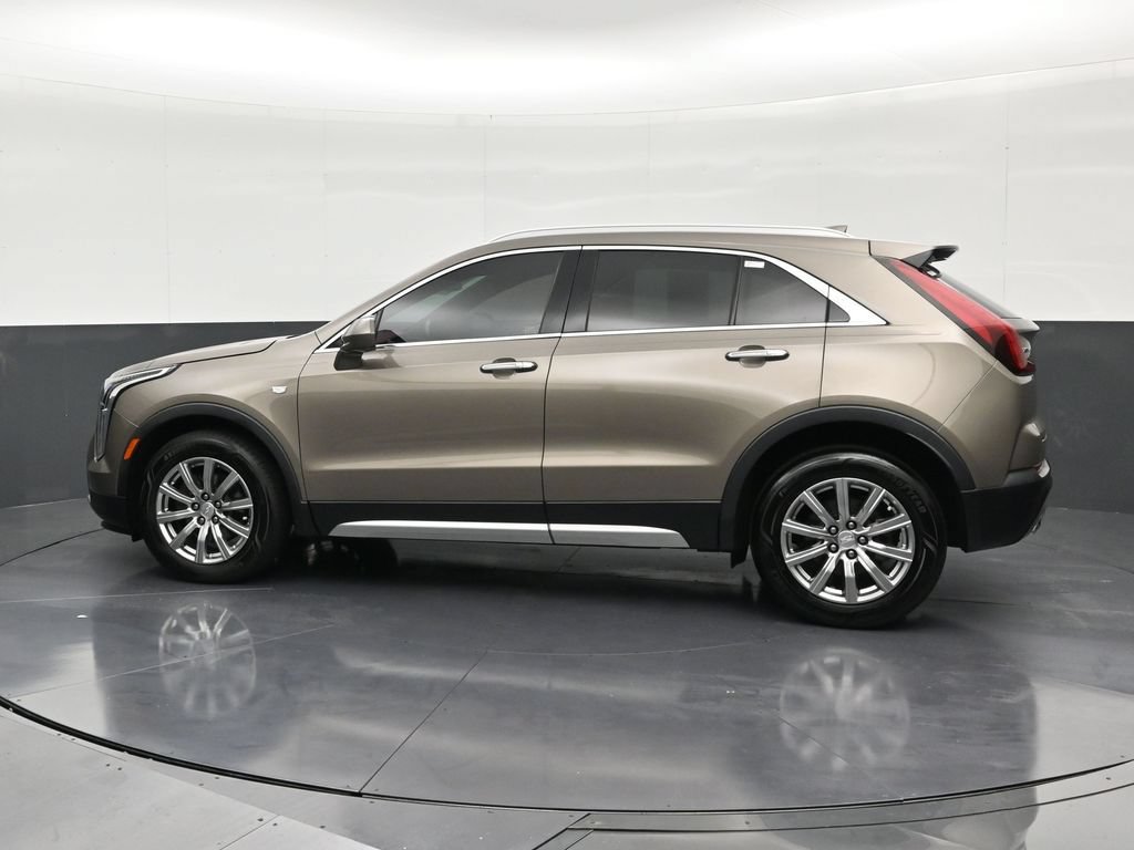Used 2020 Cadillac XT4 Premium Luxury FWD image 2