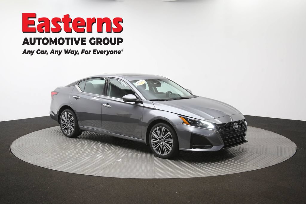 Used 2023 Nissan Altima 2.5 SL AWD/4WD image 41
