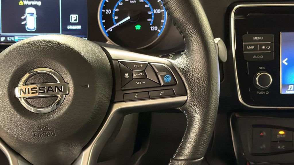 Used 2018 Nissan Leaf SV w/ SV Technology Package image 19