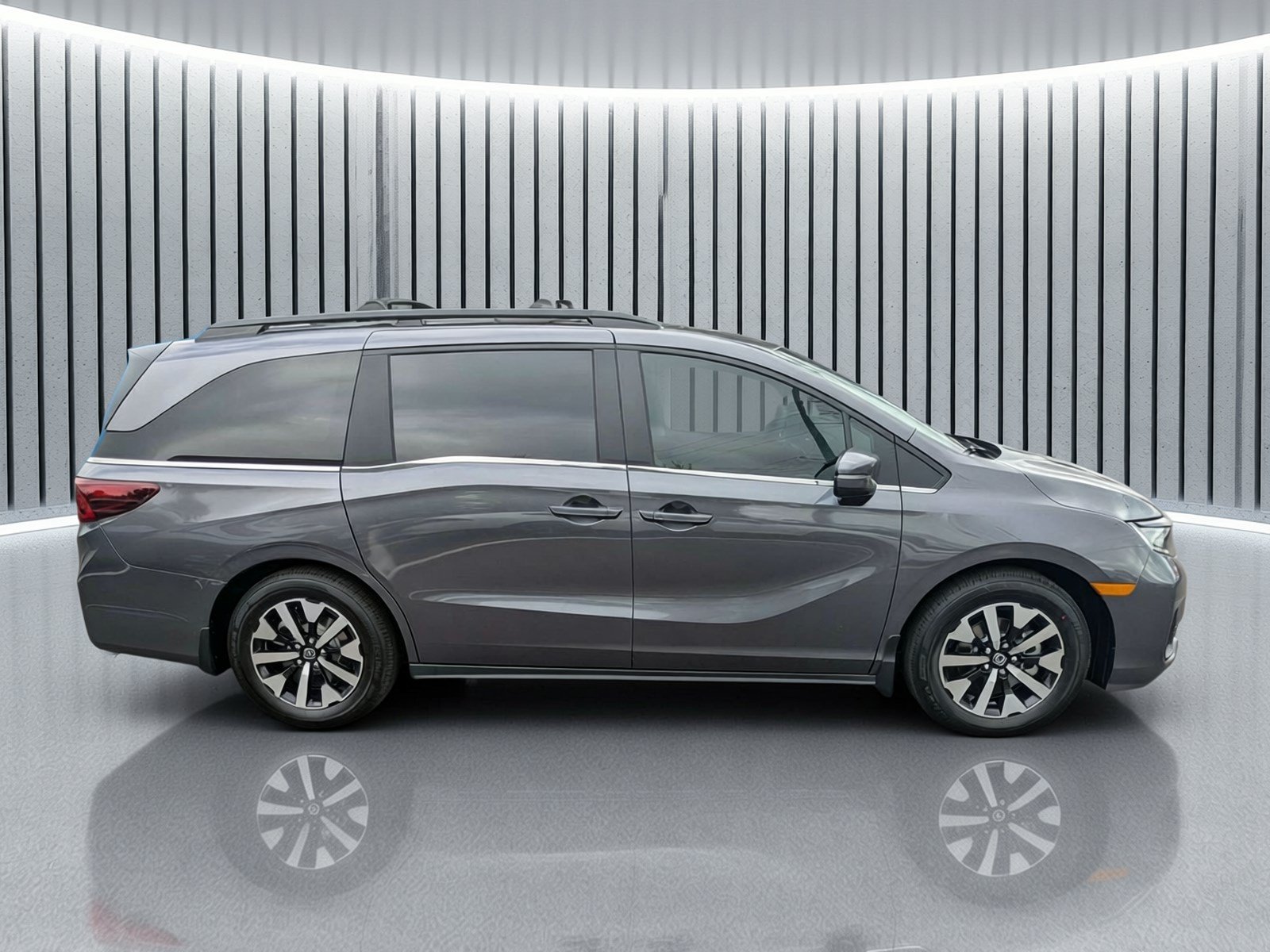 New 2027 Honda Odyssey EX-L image 3