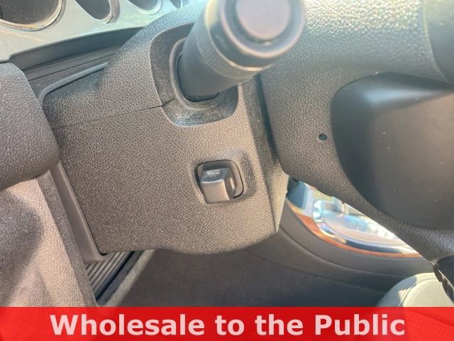 Used 2011 Buick Enclave CXL image 13