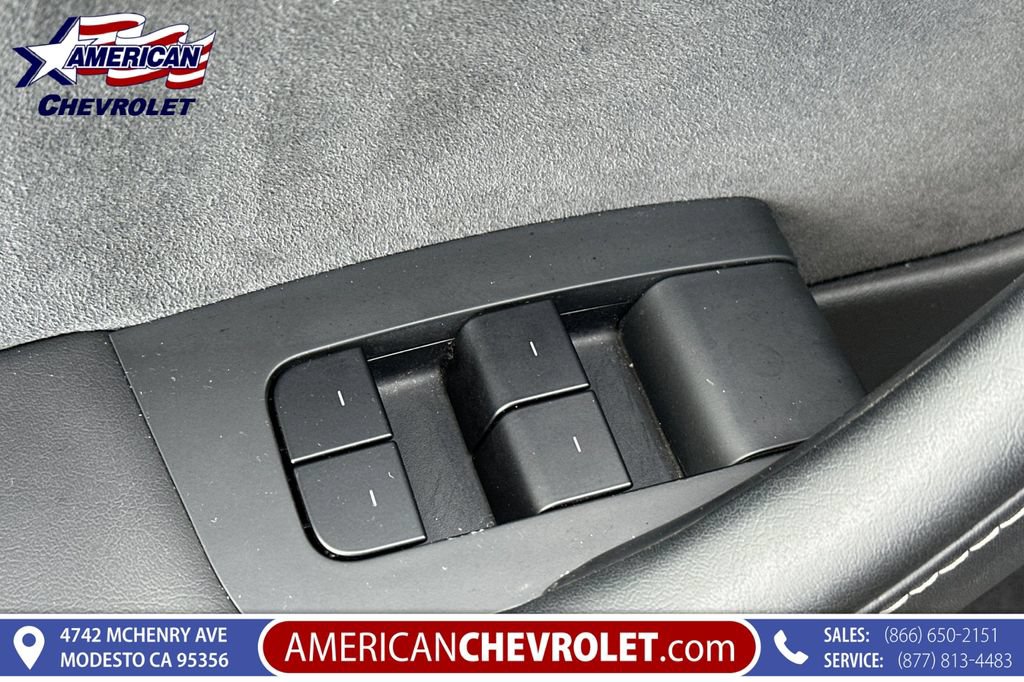 Used 2025 Tesla Model Y Long Range RWD image 12