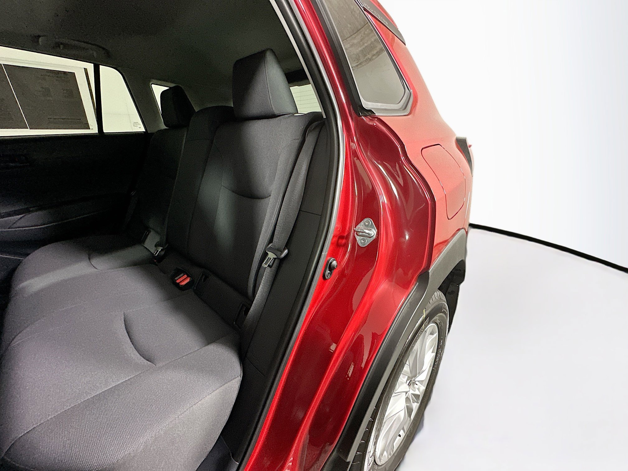 Used 2024 Toyota Corolla Cross LE w/ Moonroof Package image 26