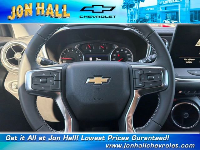 New 2025 Chevrolet Blazer LT image 25