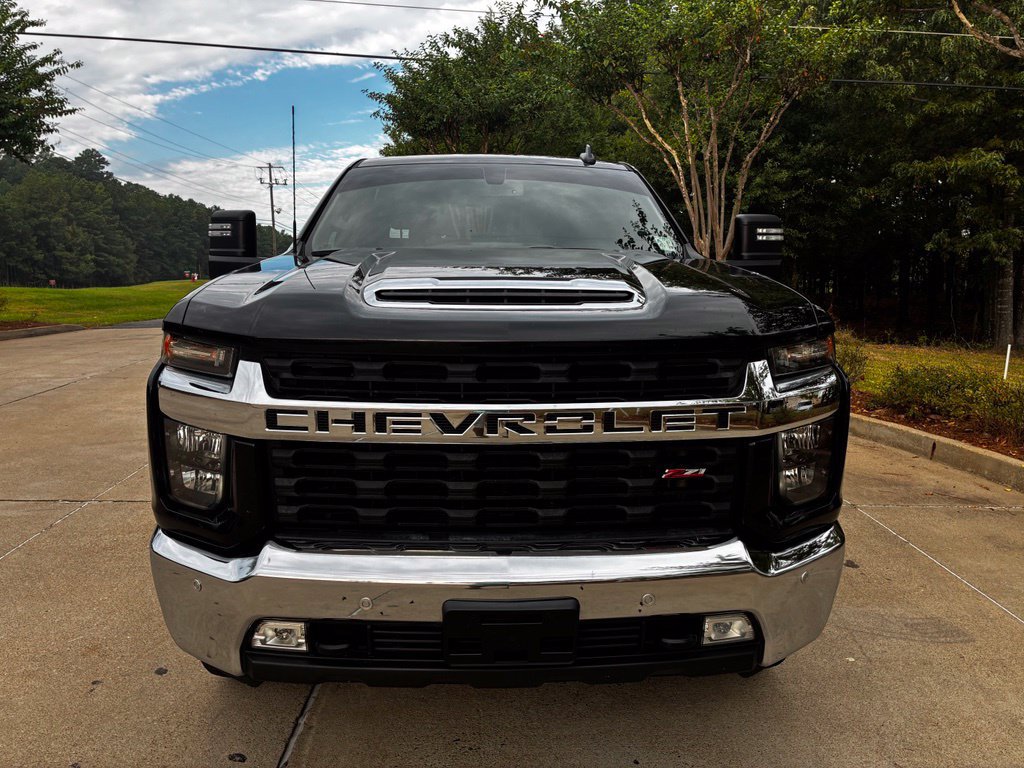 Used 2022 Chevrolet Silverado 2500 LT w/ Texas Edition AWD/4WD image 2