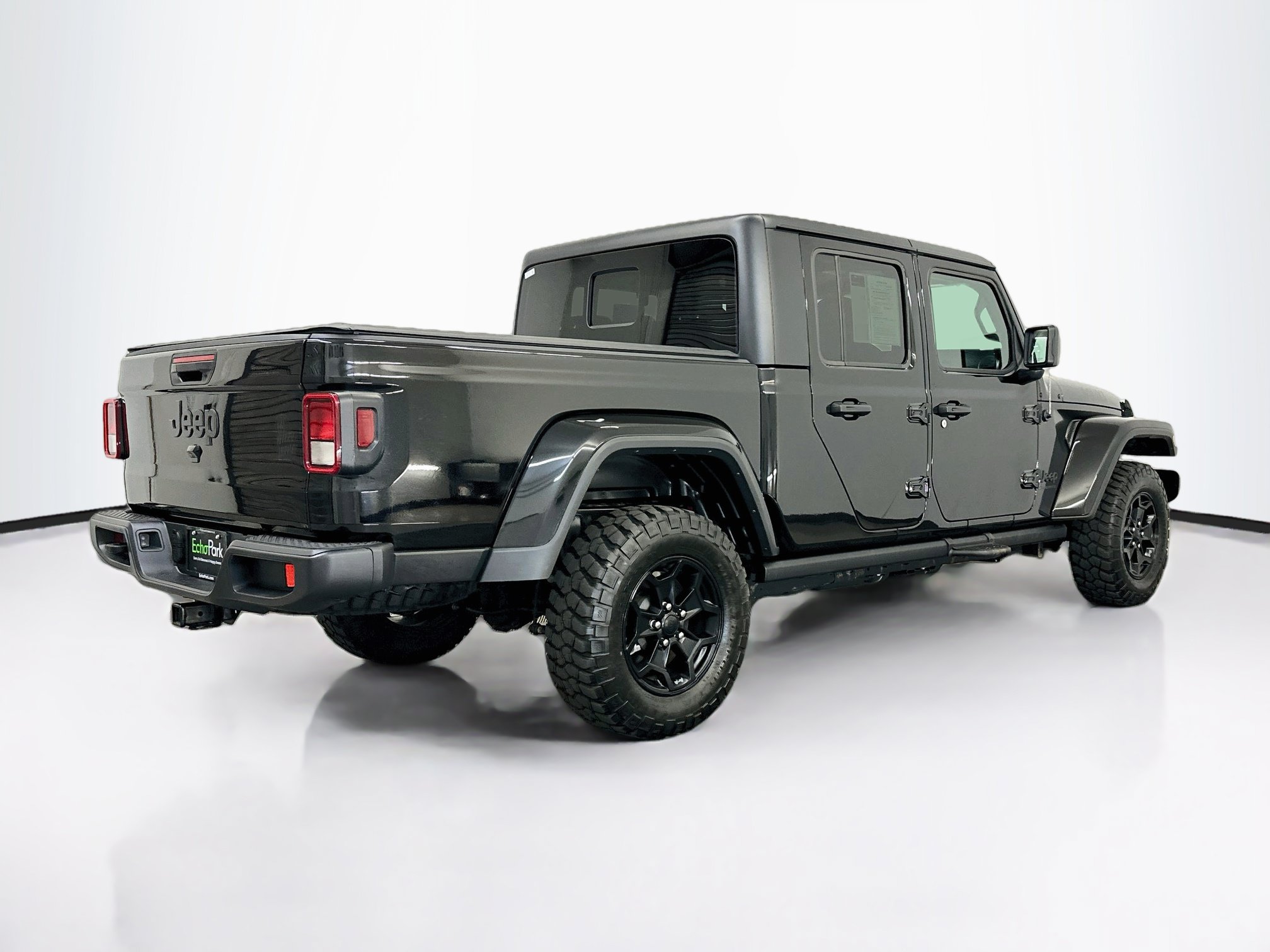 Used 2023 Jeep Gladiator Sport AWD/4WD image 9