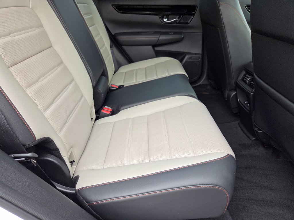 Used 2024 Honda CR-V Sport Touring image 32