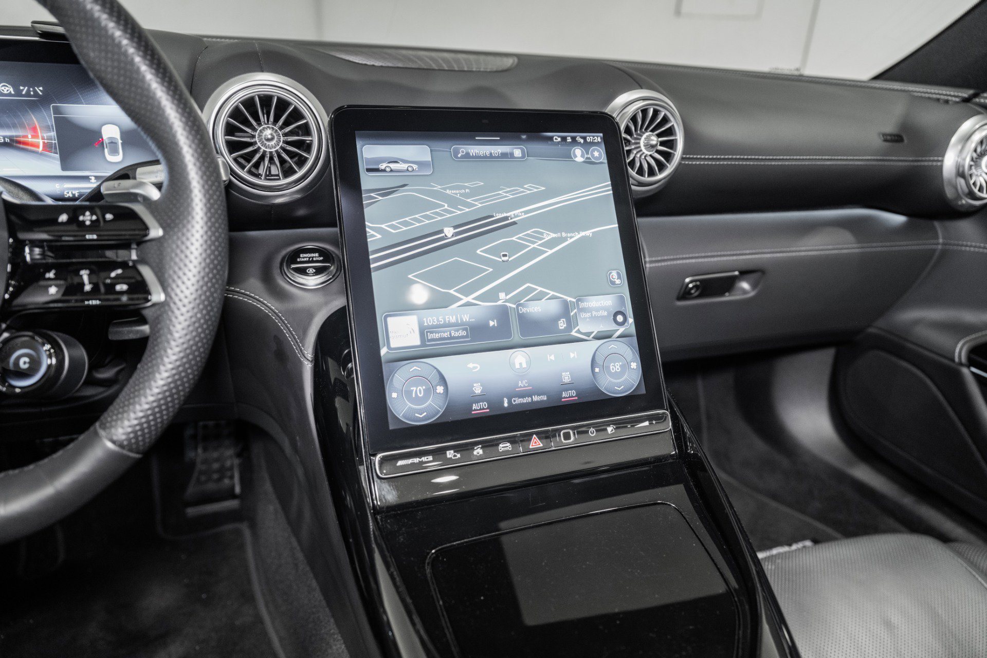 Used 2023 Mercedes-Benz SL 63 AMG 4MATIC image 30