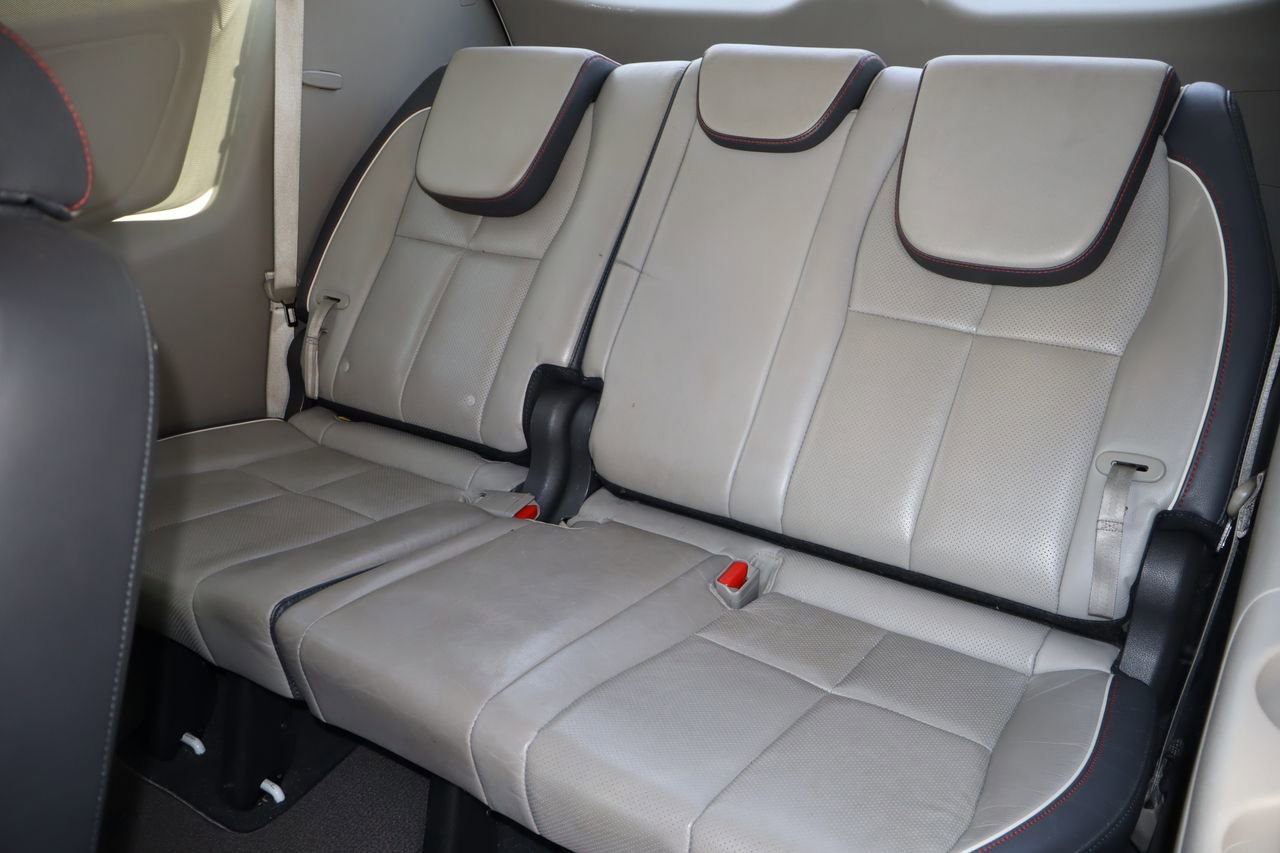 Used 2018 Kia Sedona LX w/ LX Essentials Premium Package FWD image 6