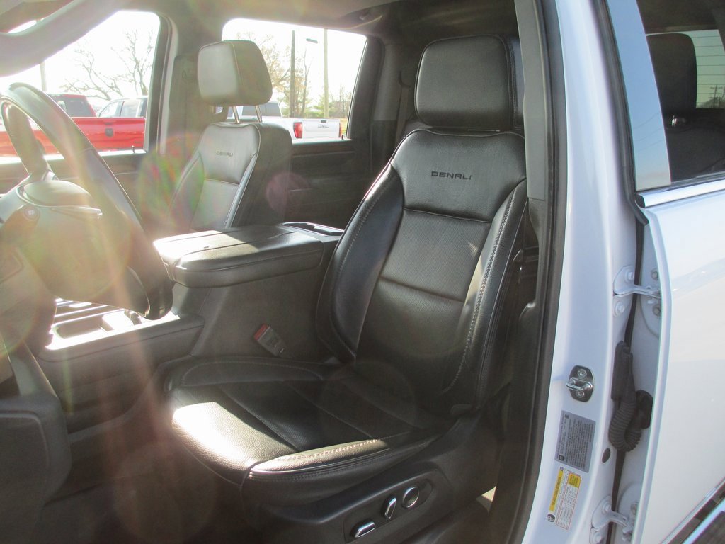 Used 2024 GMC Sierra 3500 Denali w/ Denali Reserve Package image 20
