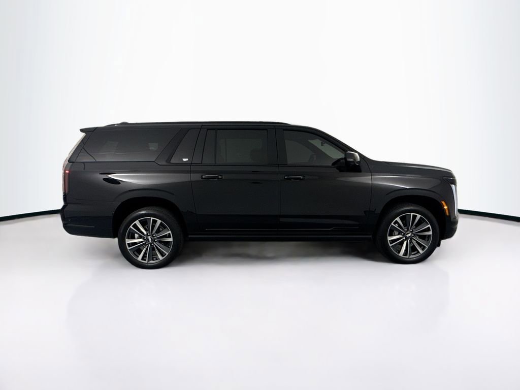 Used 2025 Cadillac Escalade ESV Sport AWD/4WD image 4