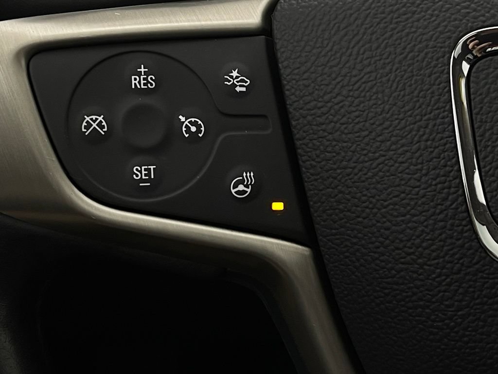 Used 2021 GMC Acadia Denali w/ Denali Technology Package FWD image 24