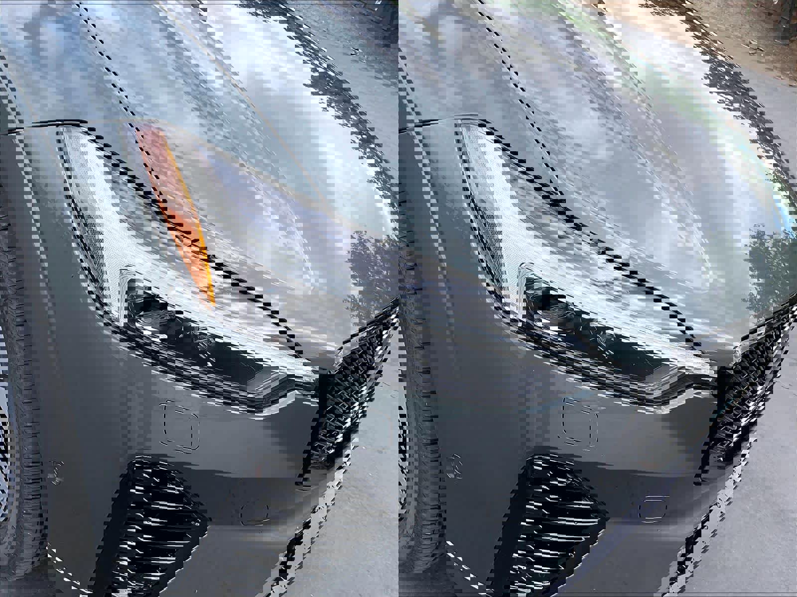 New 2026 Volvo XC60 T8 Plus w/ Protection Package Premier image 32