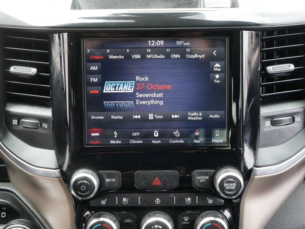 Used 2019 RAM 1500 Laramie w/ Sport Appearance Package AWD/4WD image 18