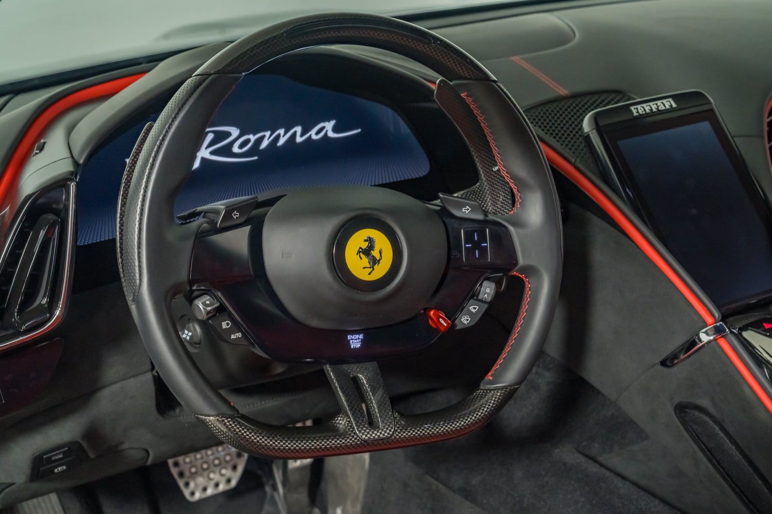 Used 2022 Ferrari Roma RWD image 20