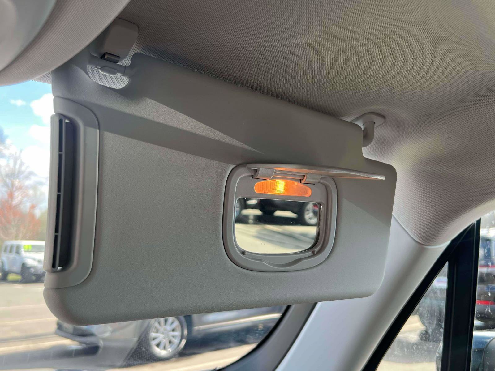 Used 2023 Jeep Renegade Altitude image 16