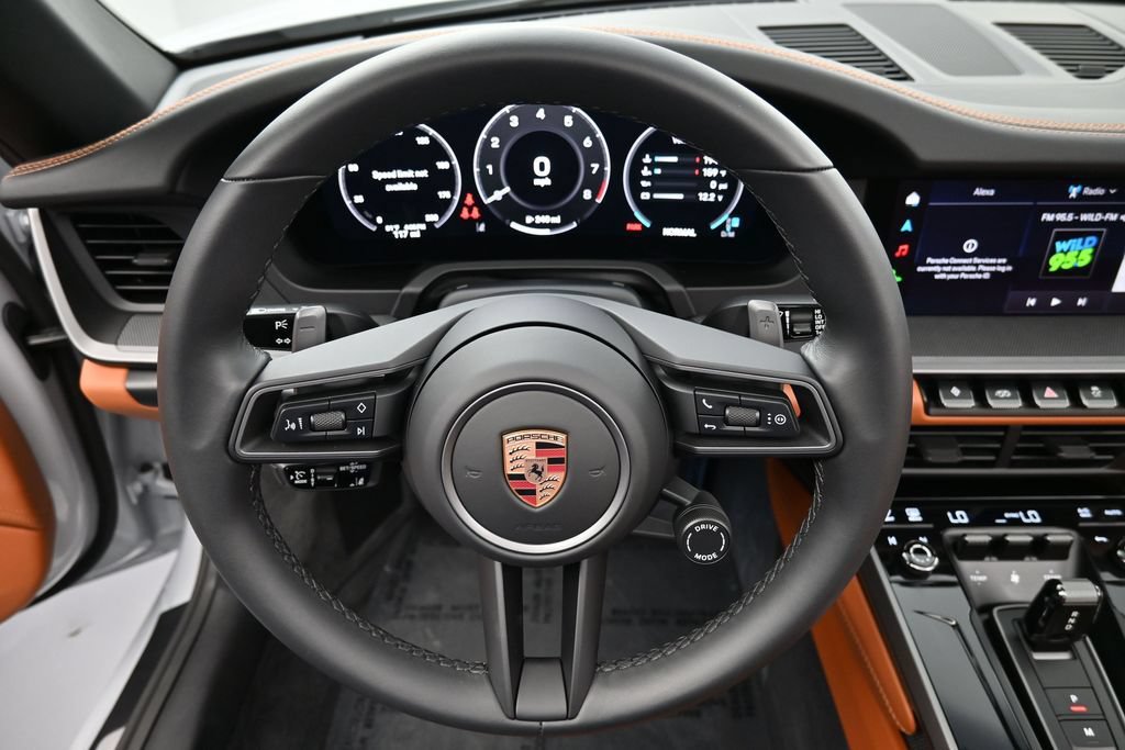 Certified 2026 Porsche 911 Carrera RWD image 9