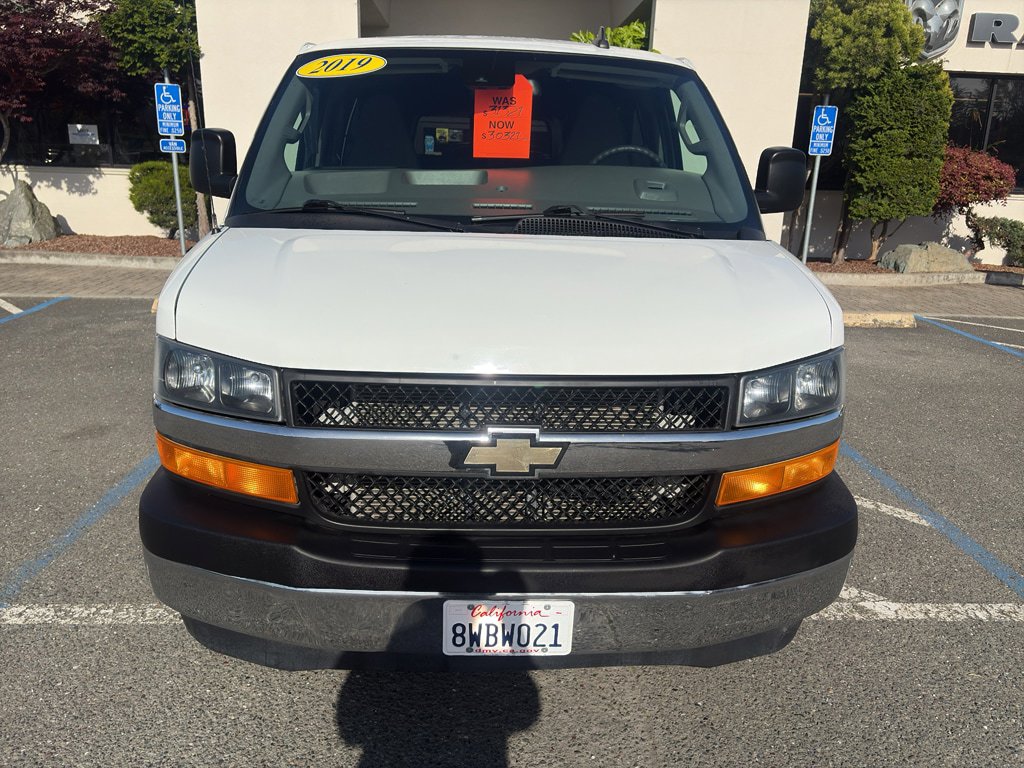 Used 2019 Chevrolet Express 3500 LT w/ LT Preferred Equipment Group RWD image 26