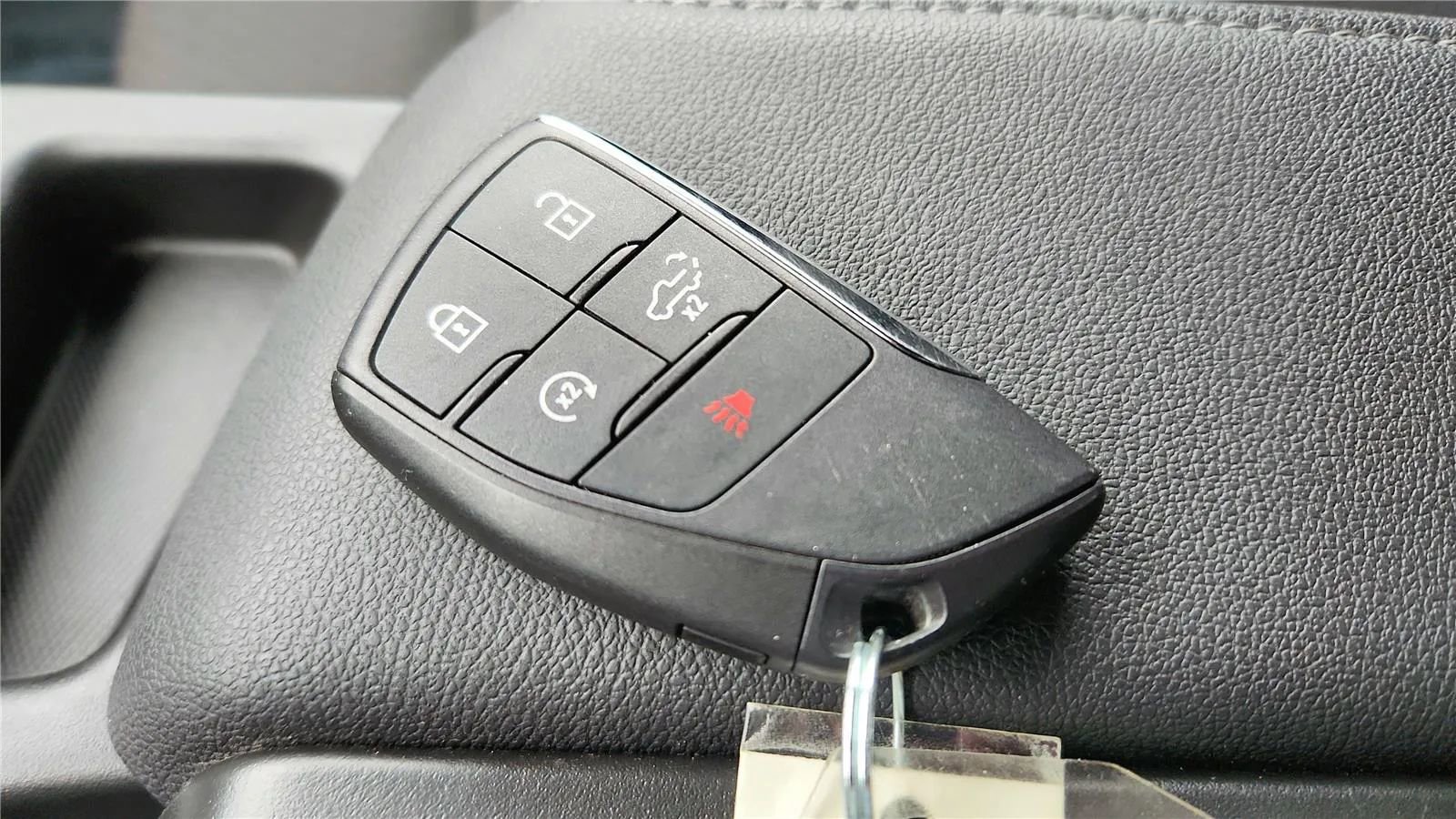 Used 2025 Chevrolet Silverado 3500 LT w/ Convenience Package image 33