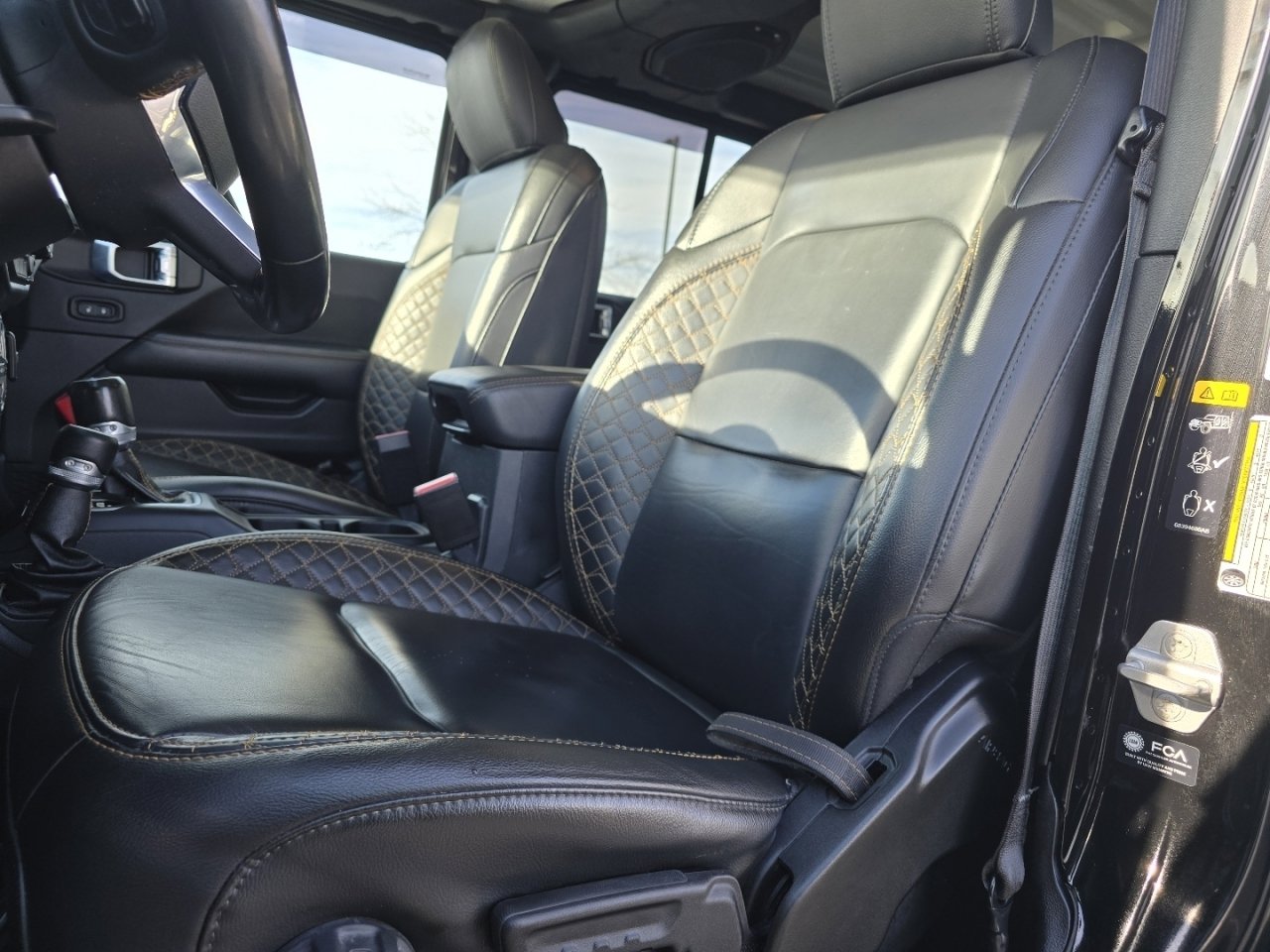 Used 2021 Jeep Gladiator Overland image 25