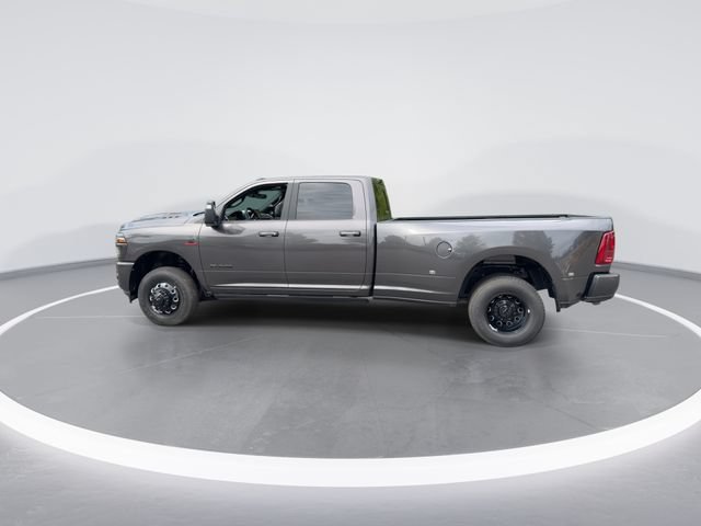 New 2026 RAM 3500 Laramie AWD/4WD image 5